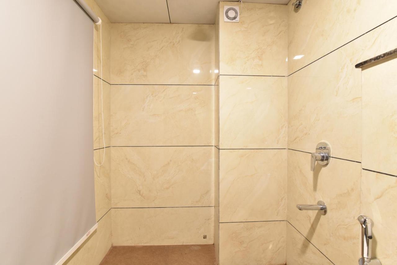 Hotel Dosa Plaza Удайпур Екстериор снимка