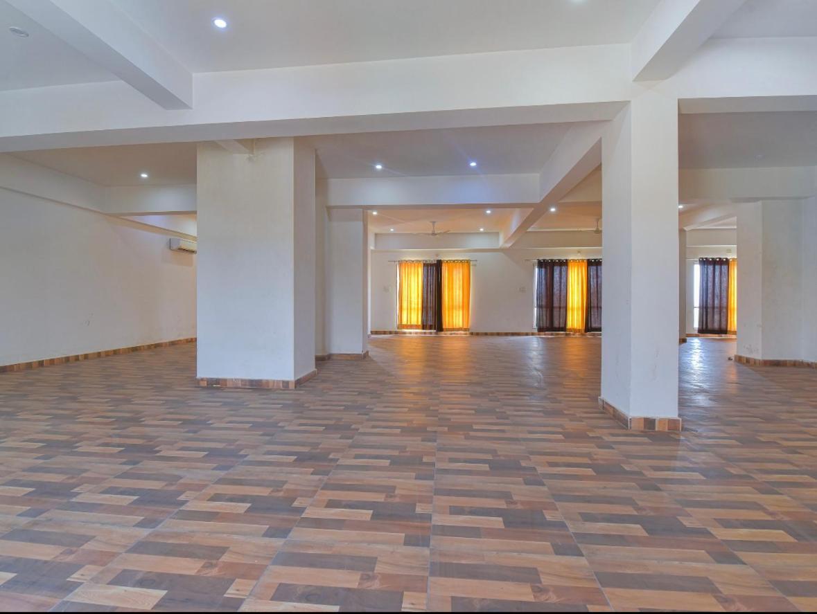 Hotel Dosa Plaza Удайпур Екстериор снимка